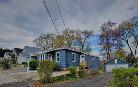 76 Dewey Street Manchester NH 03103