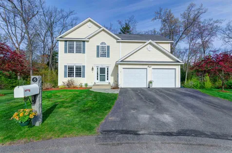 5 Kendall Court Merrimack NH 03054