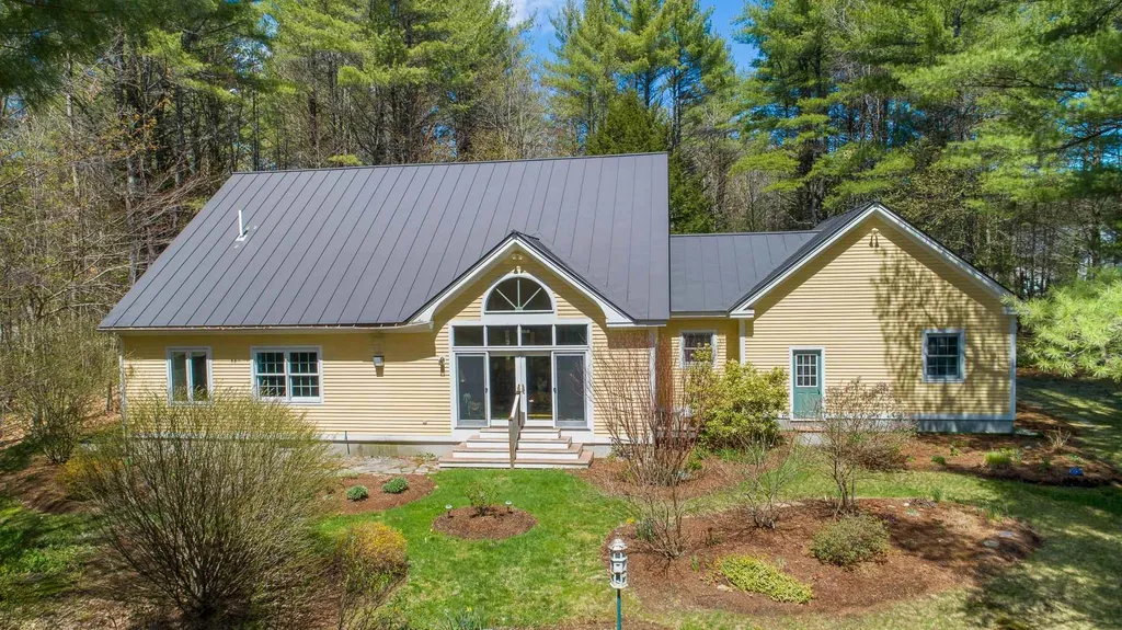 15 Juniper Lane Wilmot NH 03287