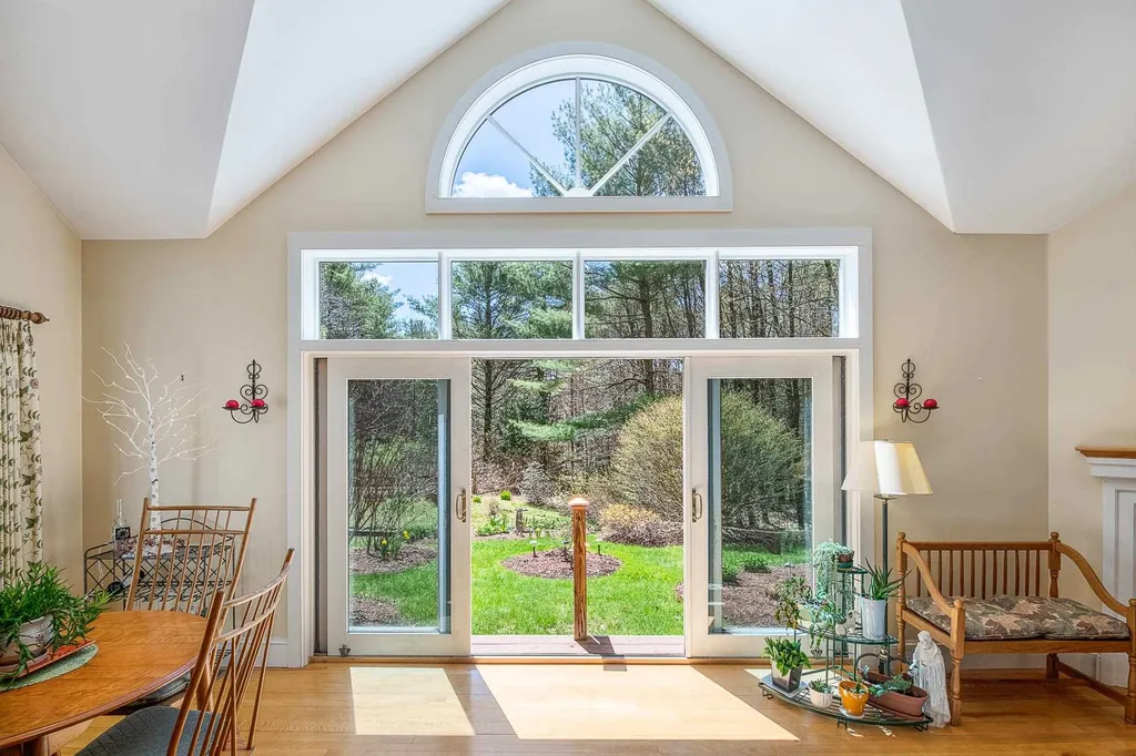 15 Juniper Lane Wilmot NH 03287