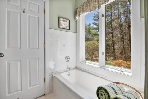 15 Juniper Lane Wilmot NH 03287