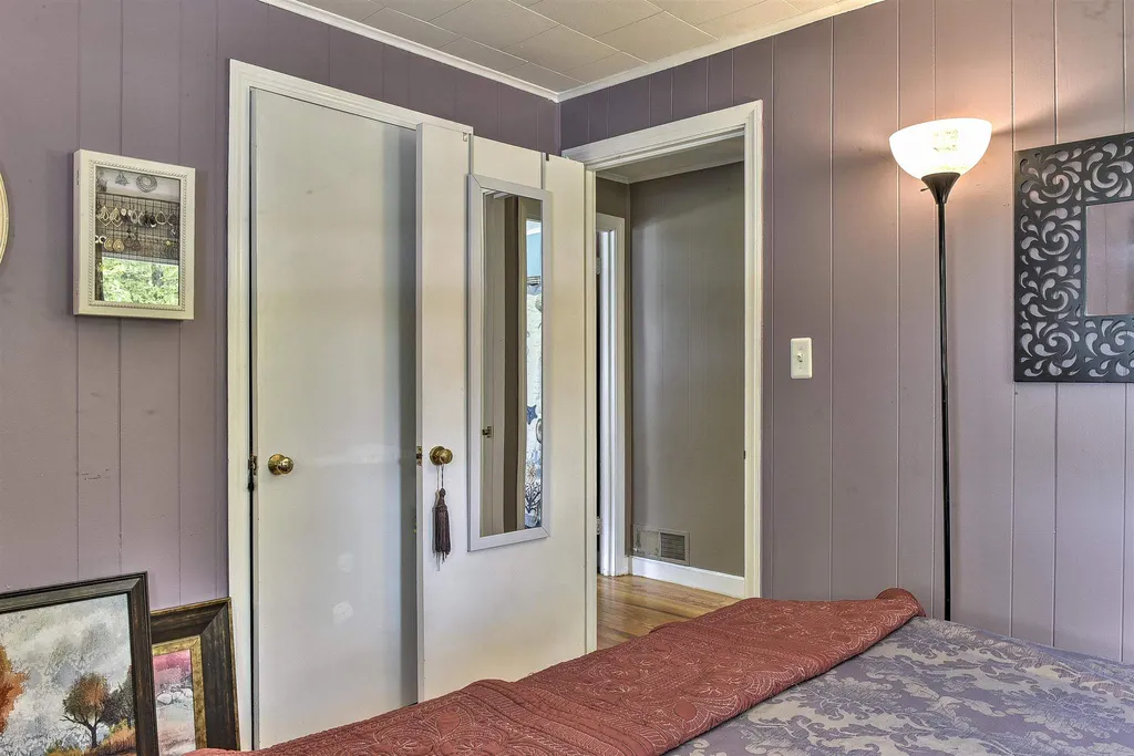 84 Woodland Avenue Keene NH 03431