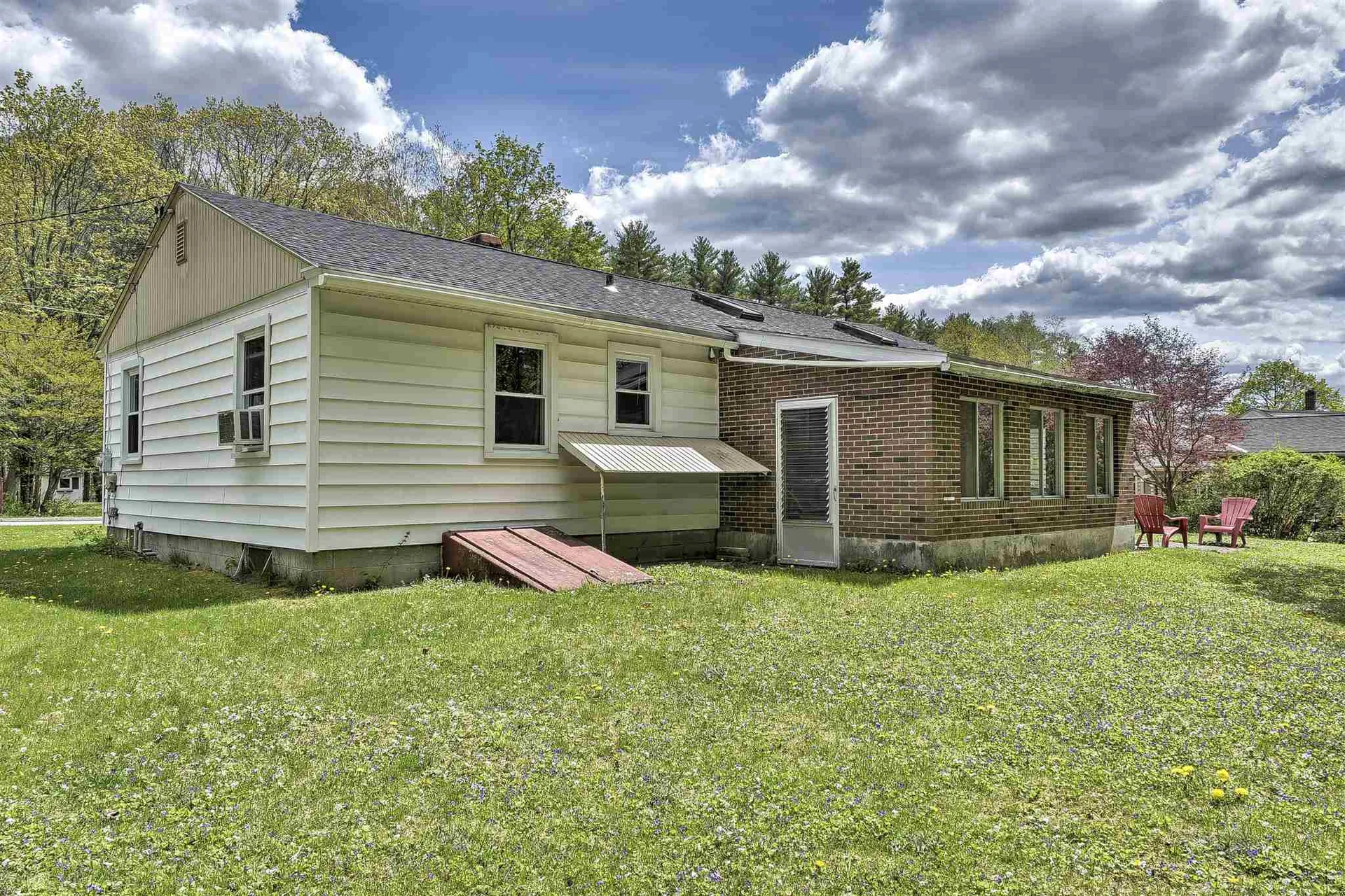 84 Woodland Avenue Keene NH 03431