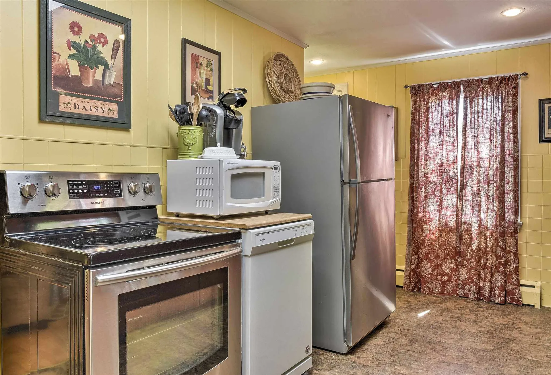 84 Woodland Avenue Keene NH 03431