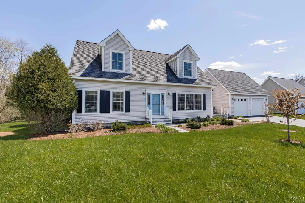 34 Brick House Lane Hartford VT 05001