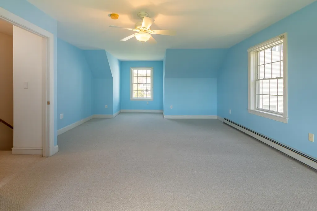 34 Brick House Lane Hartford VT 05001