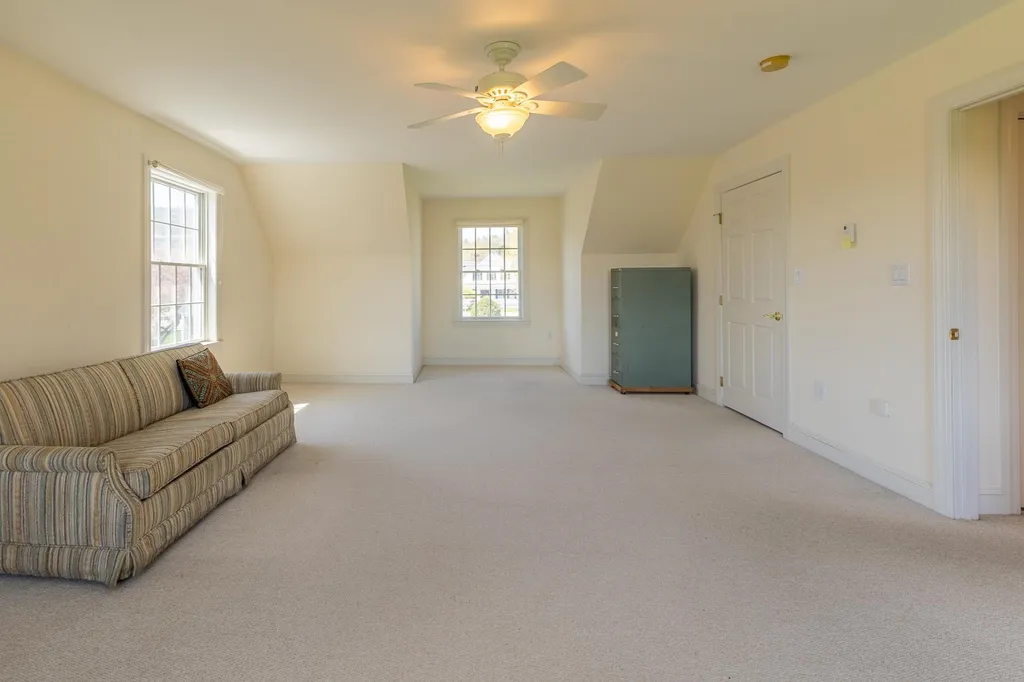 34 Brick House Lane Hartford VT 05001