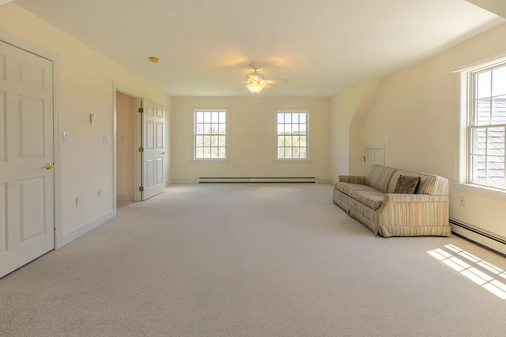 34 Brick House Lane Hartford VT 05001