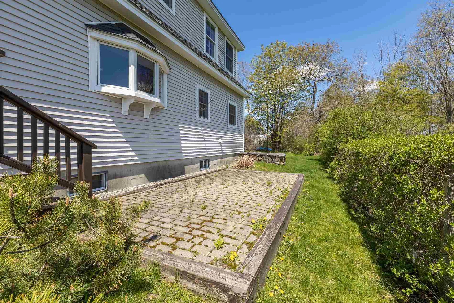 34 Brick House Lane Hartford VT 05001