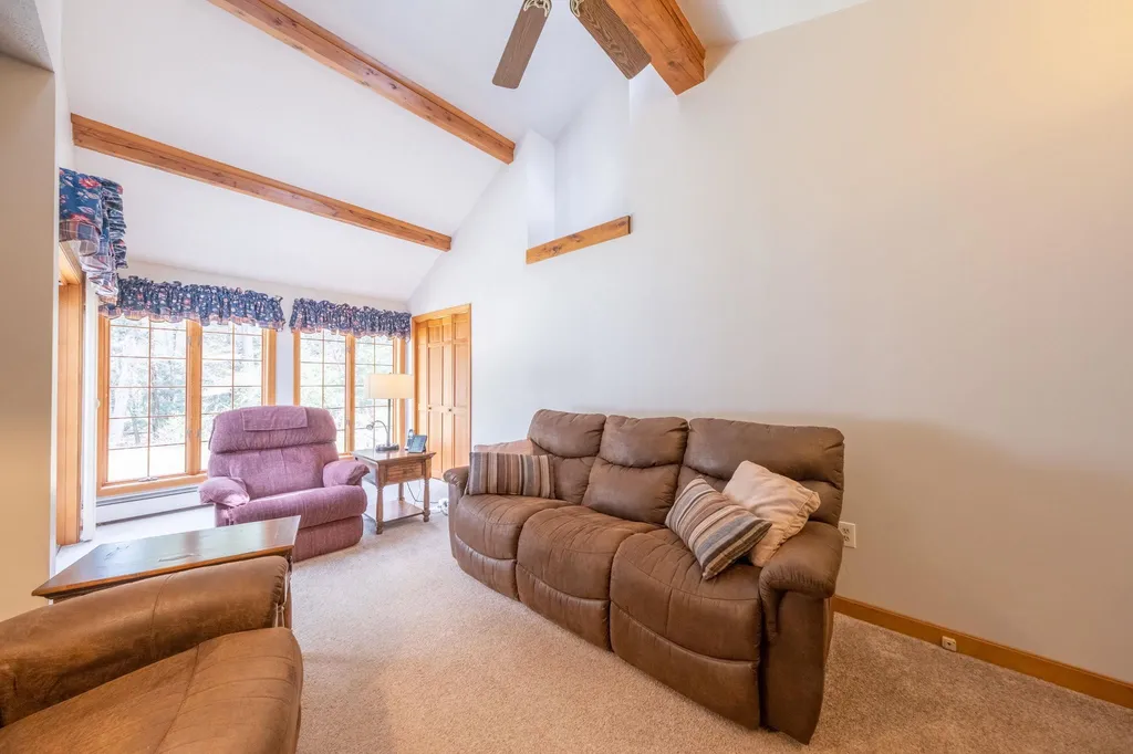 88 Londonderry Road Windham NH 03087