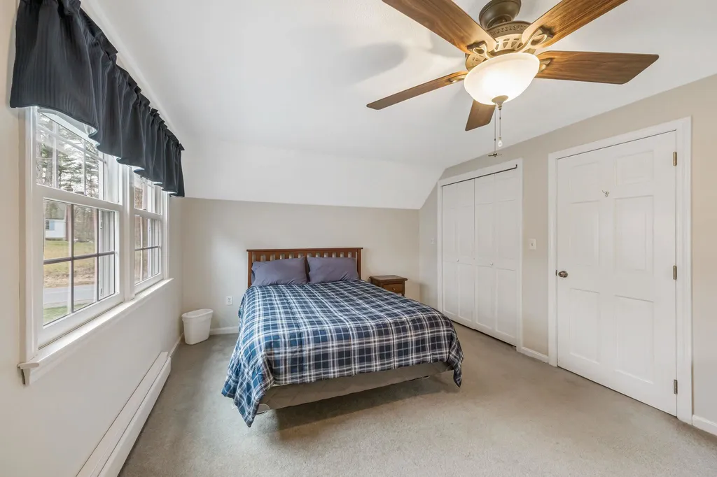 88 Londonderry Road Windham NH 03087