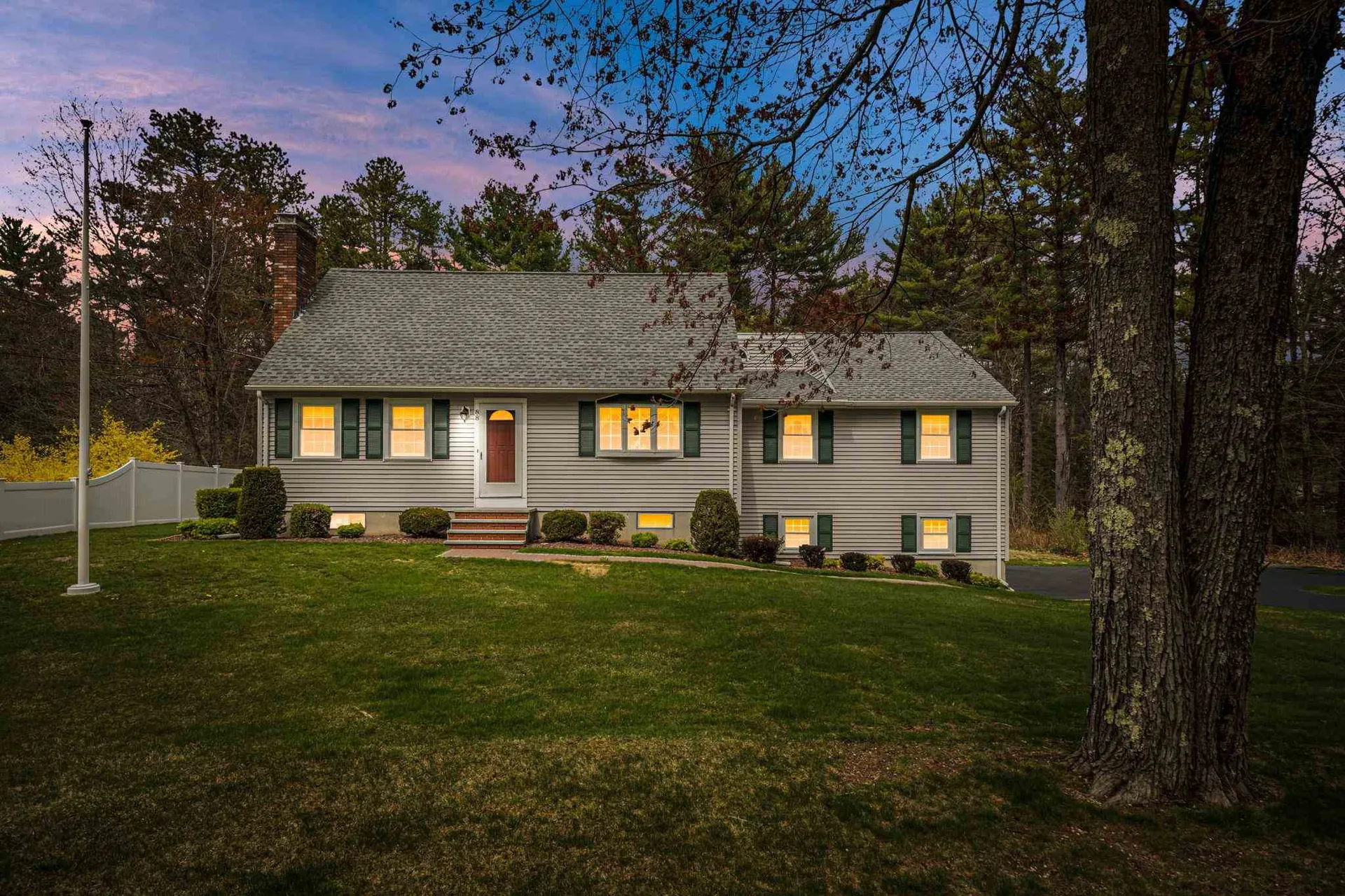 88 Londonderry Road Windham NH 03087