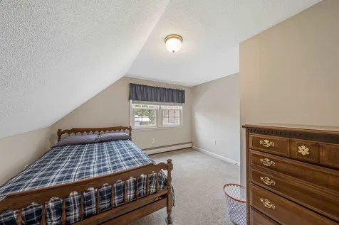88 Londonderry Road Windham NH 03087