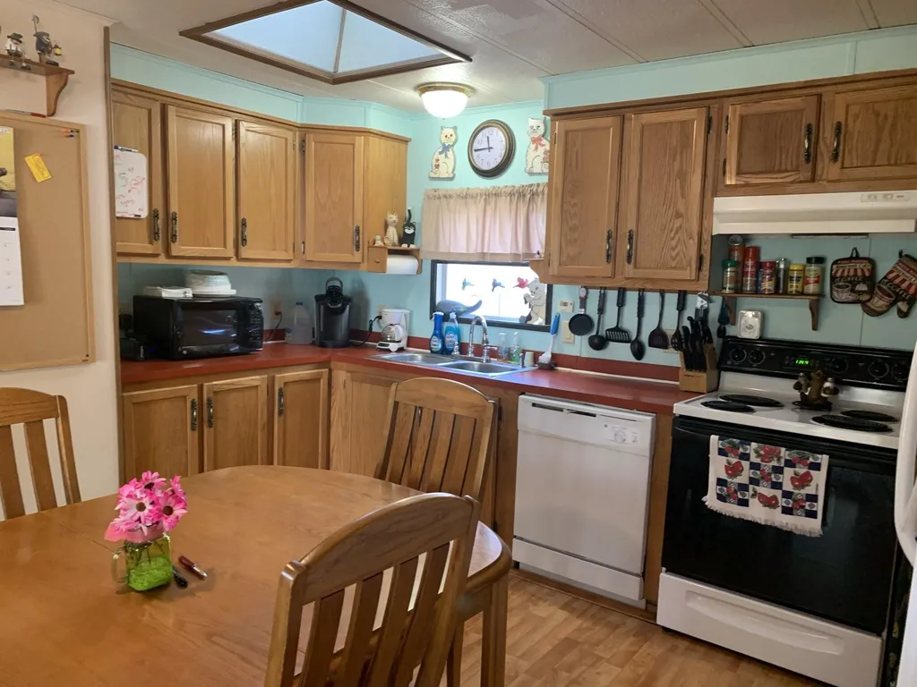 5 Eagle Lane Lee NH 03861