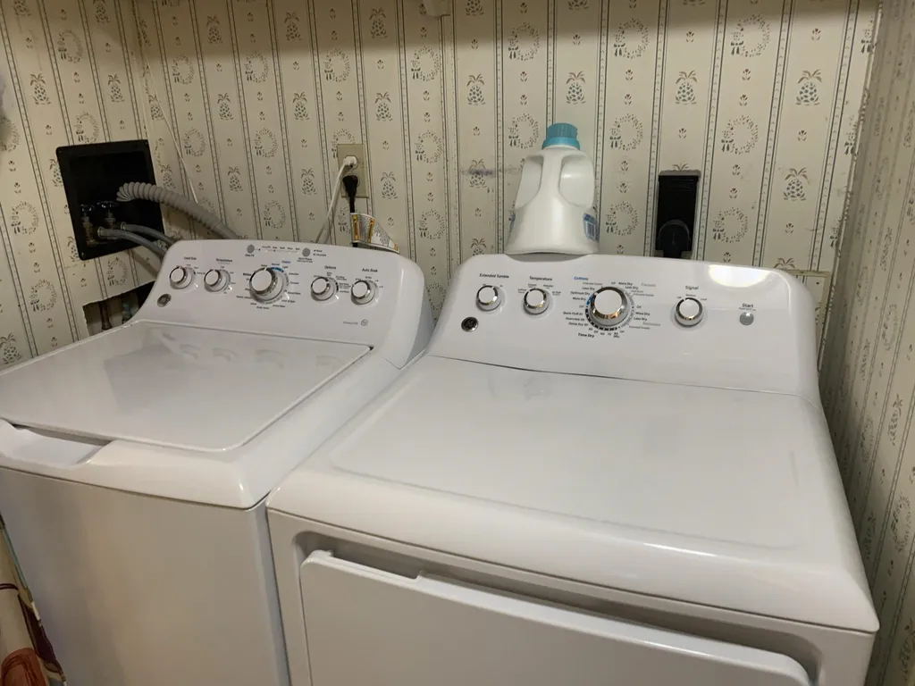 5 Eagle Lane Lee NH 03861