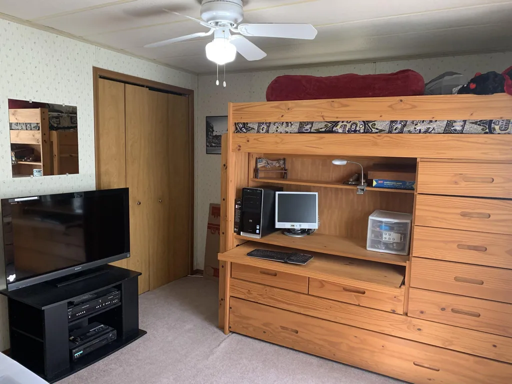 5 Eagle Lane Lee NH 03861