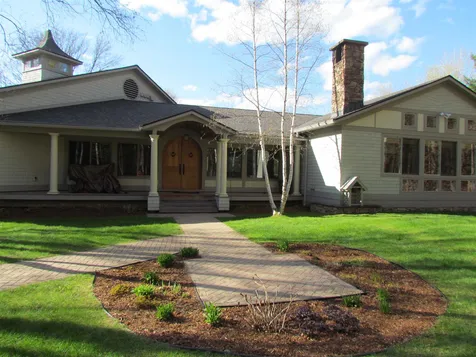 1289 Golf Course Road Warren VT 05674