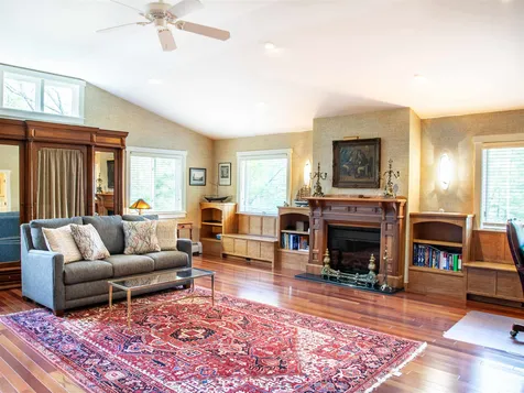 1289 Golf Course Road Warren VT 05674