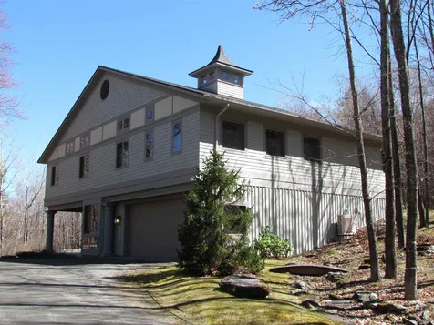 1289 Golf Course Road Warren VT 05674