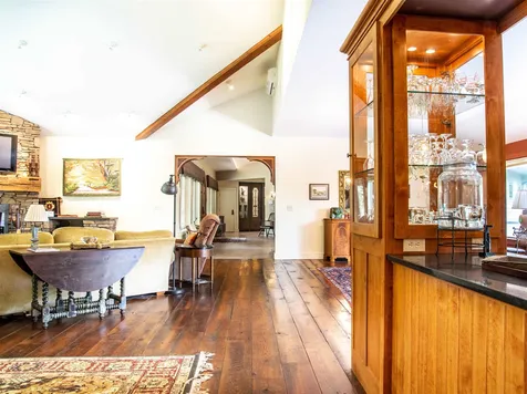 1289 Golf Course Road Warren VT 05674