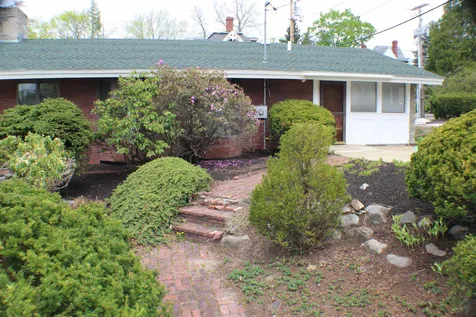 26 W Webster Street Manchester NH 03104