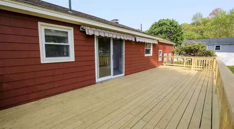 26 Twinbrook Avenue Salem NH 03079