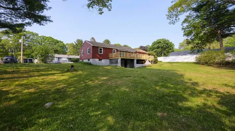 26 Twinbrook Avenue Salem NH 03079