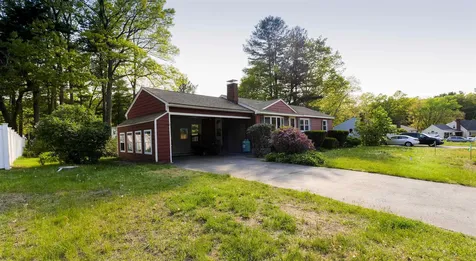 26 Twinbrook Avenue Salem NH 03079