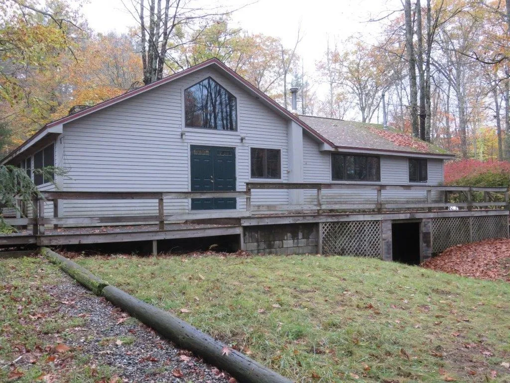 38 Warbonnet Road Canaan NH 03741