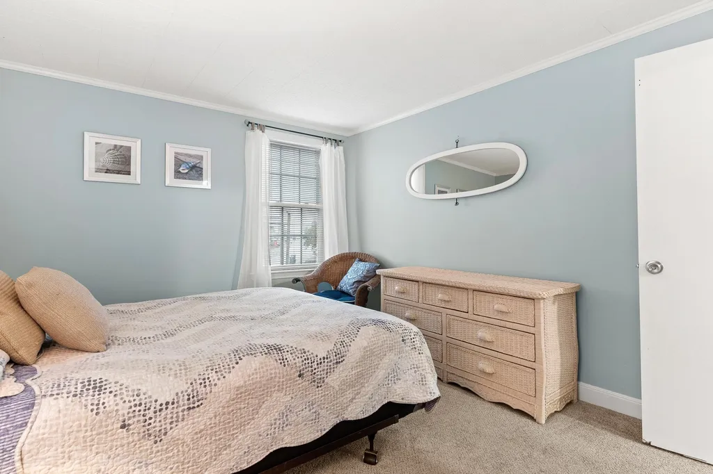 2 Dover Avenue Hampton NH 03842