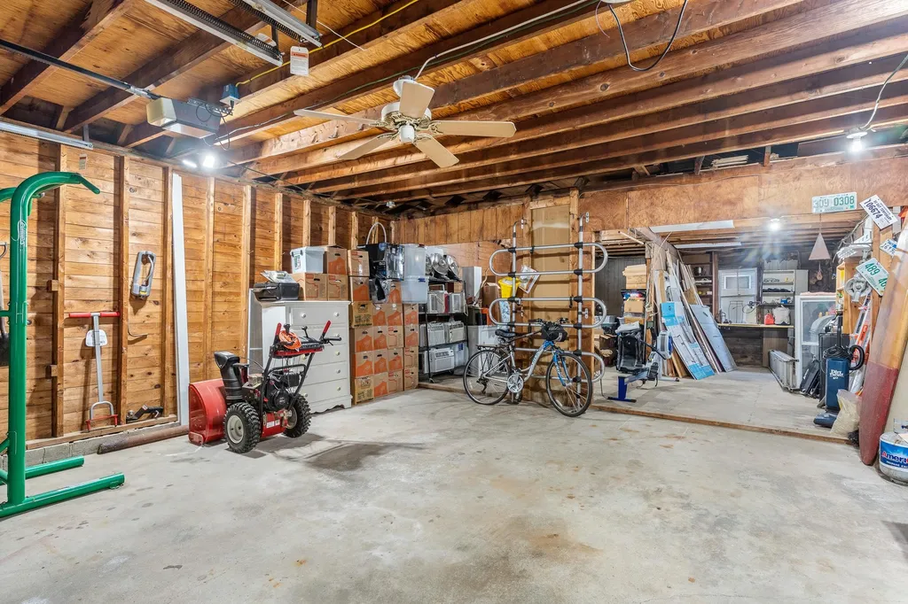 2 Dover Avenue Hampton NH 03842