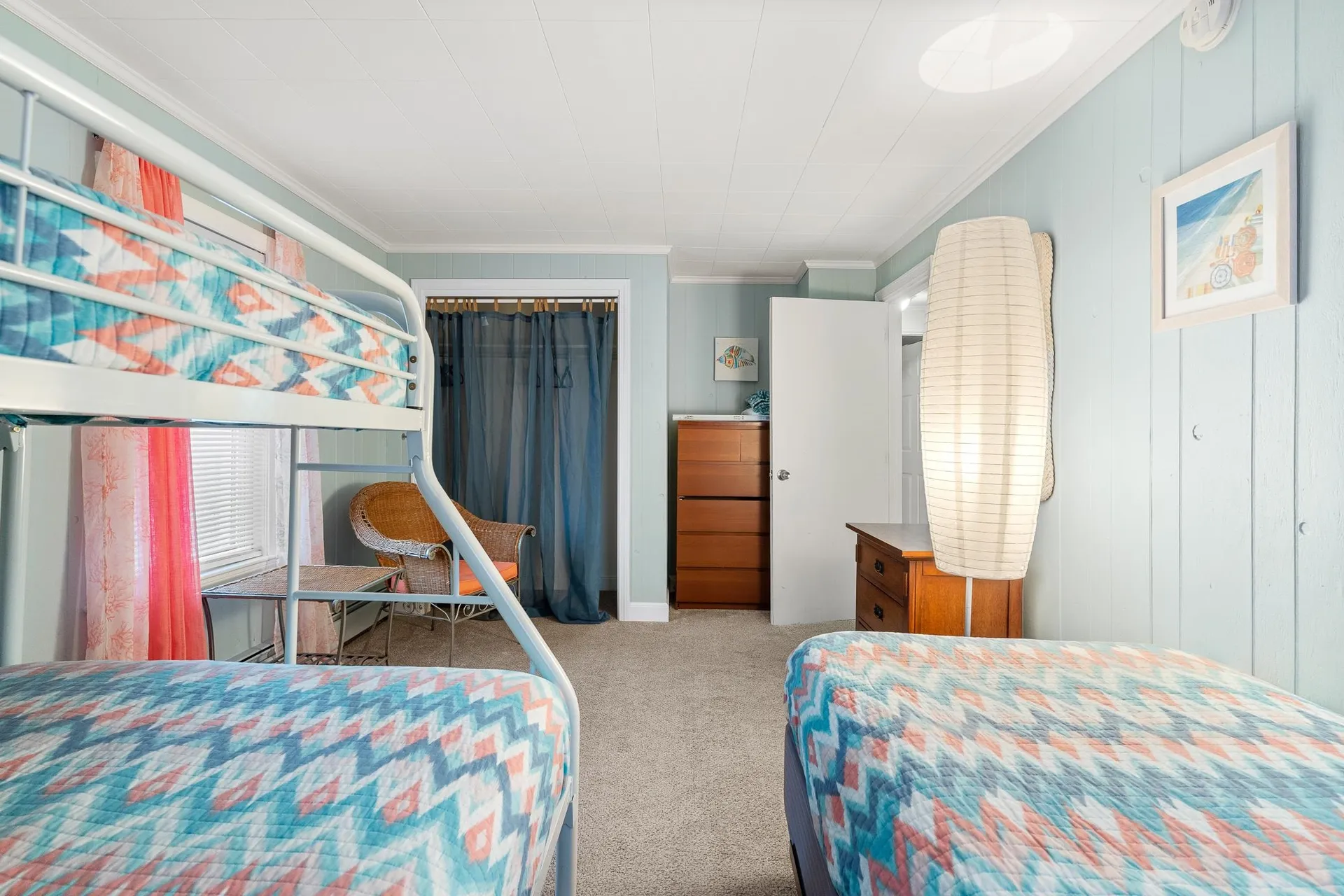 2 Dover Avenue Hampton NH 03842