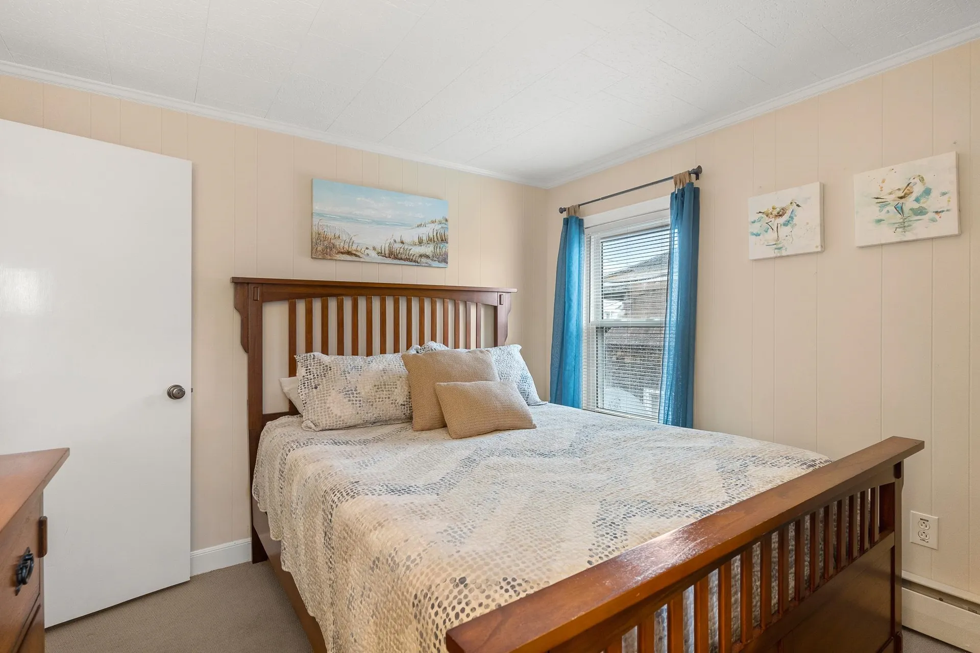 2 Dover Avenue Hampton NH 03842