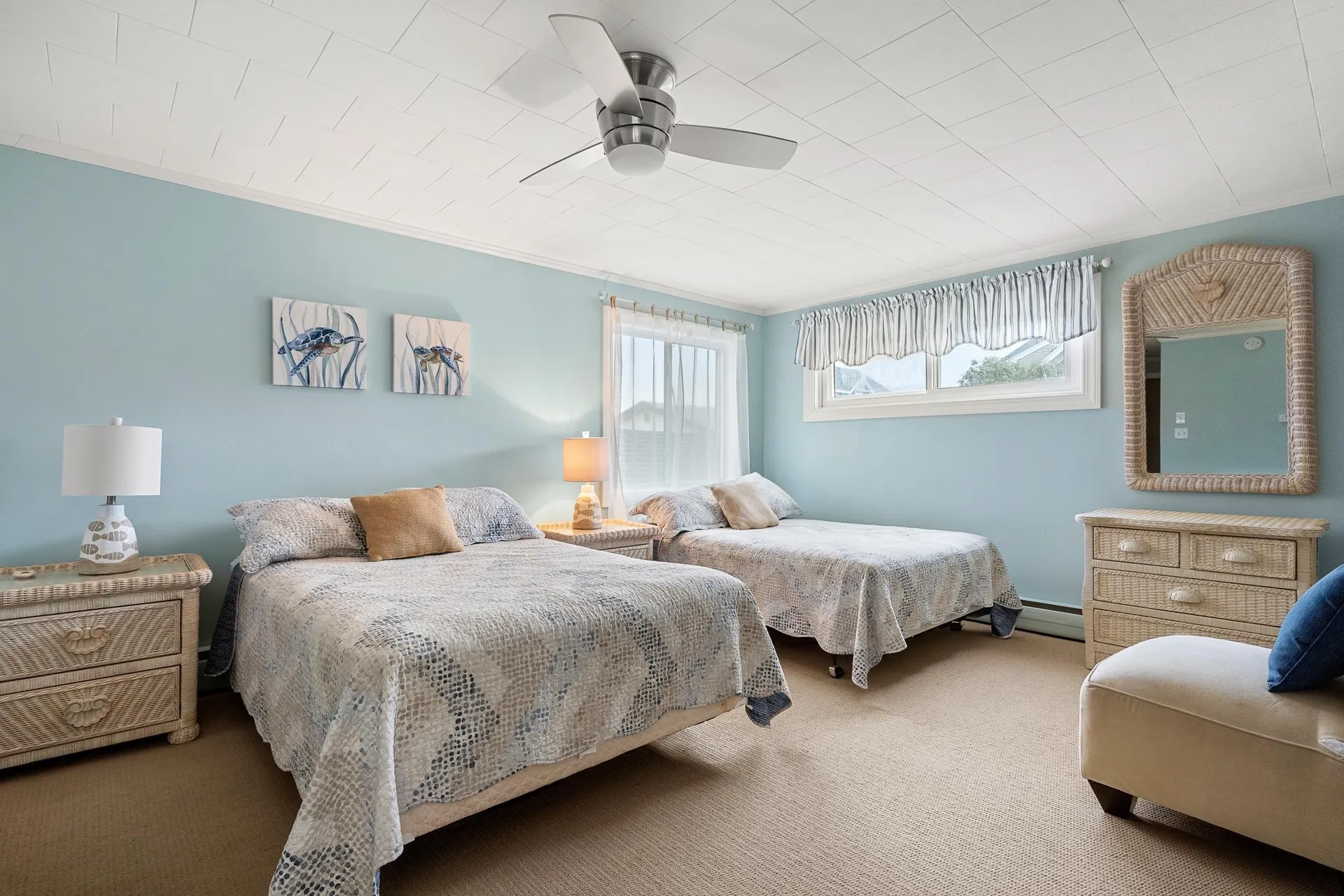 2 Dover Avenue Hampton NH 03842