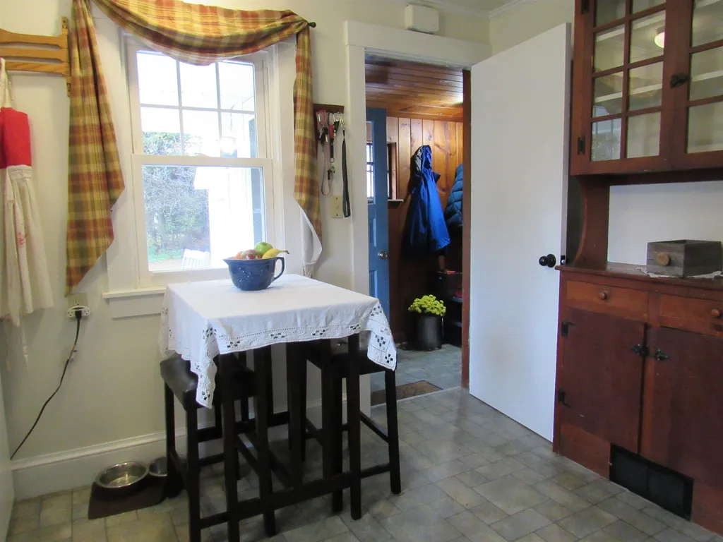 32 Harvard Street Franconia NH 03580