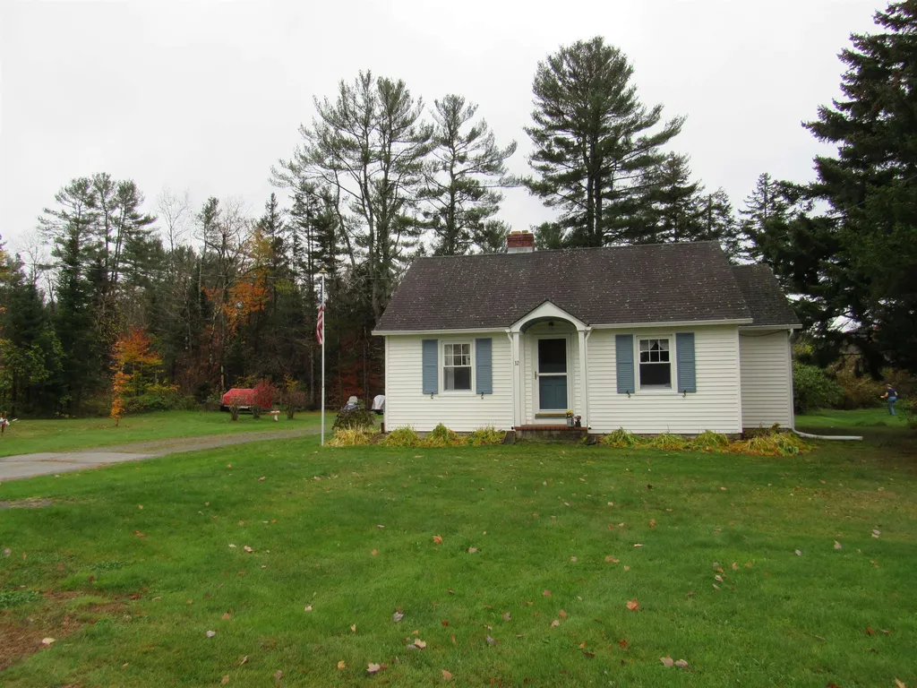 32 Harvard Street Franconia NH 03580