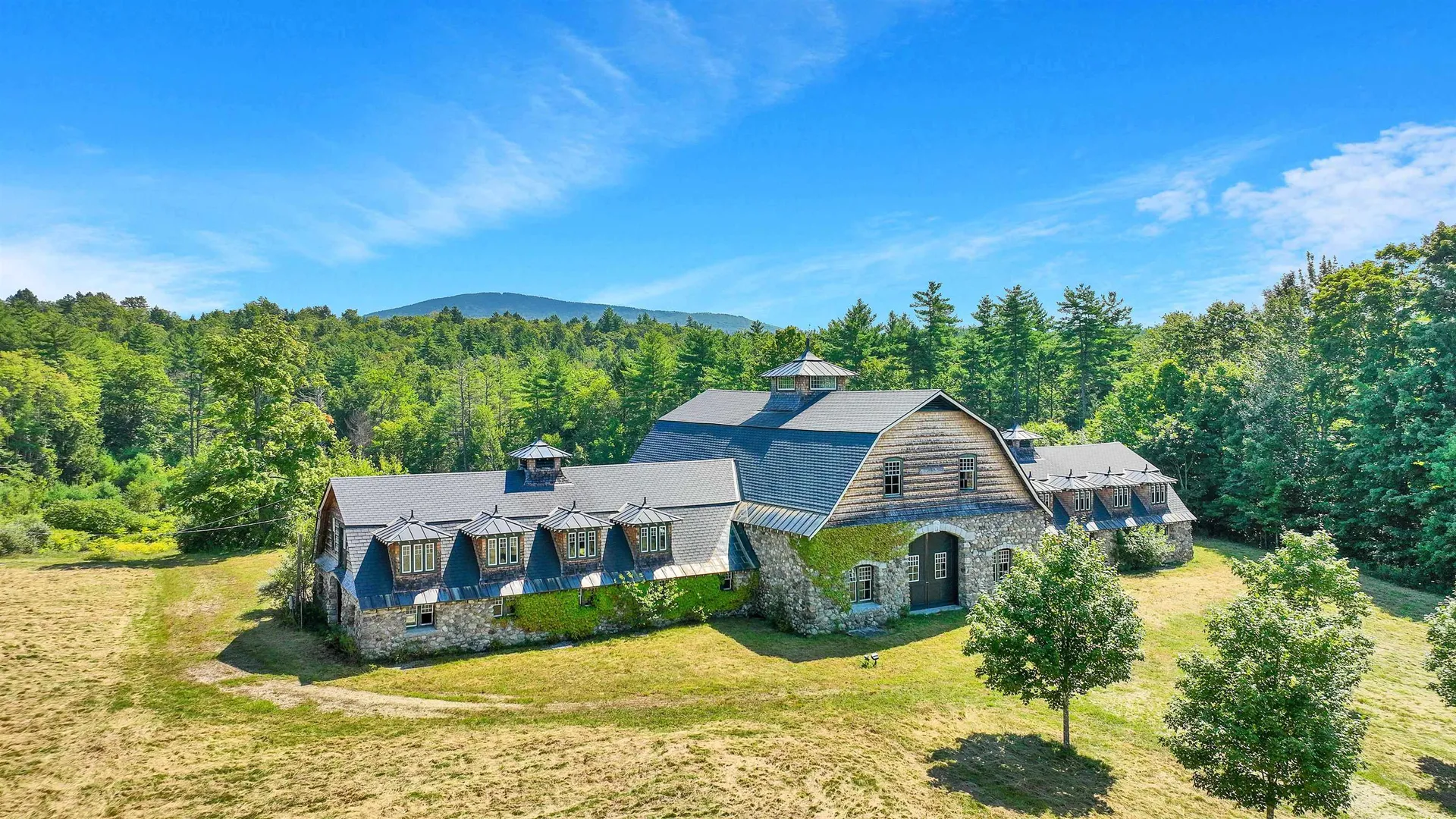 63 Old Street Road Peterborough NH 03458