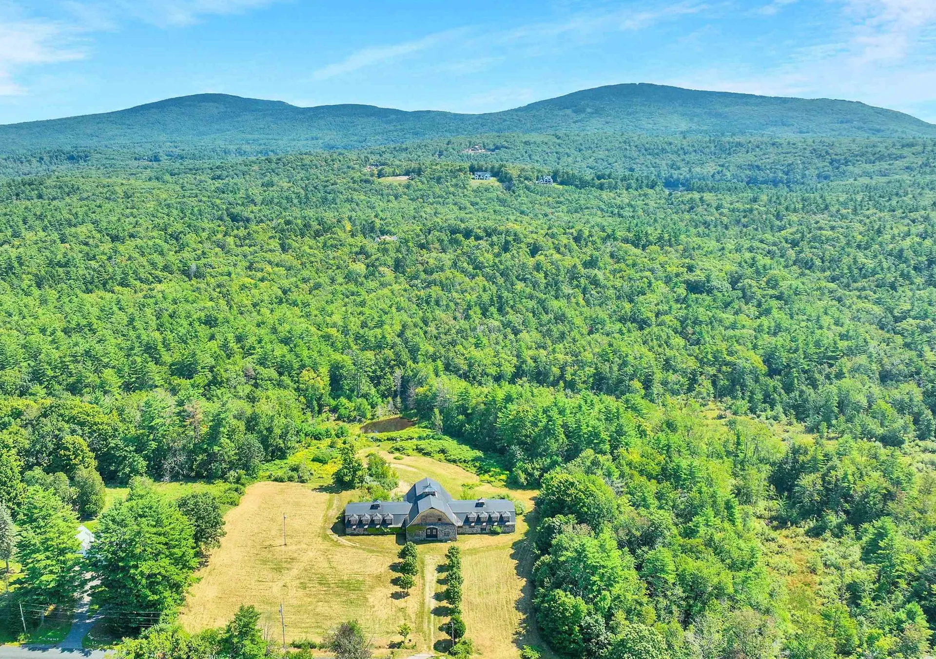 63 Old Street Road Peterborough NH 03458