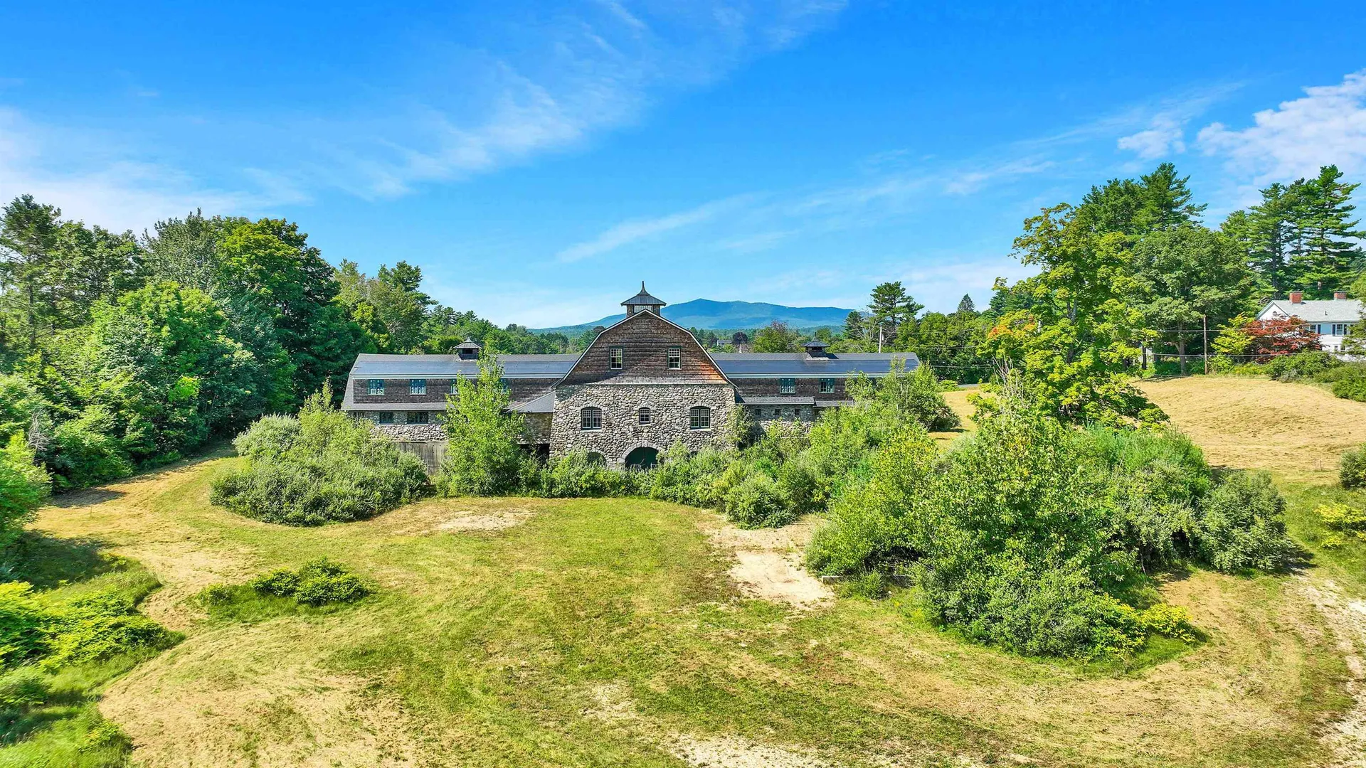 63 Old Street Road Peterborough NH 03458