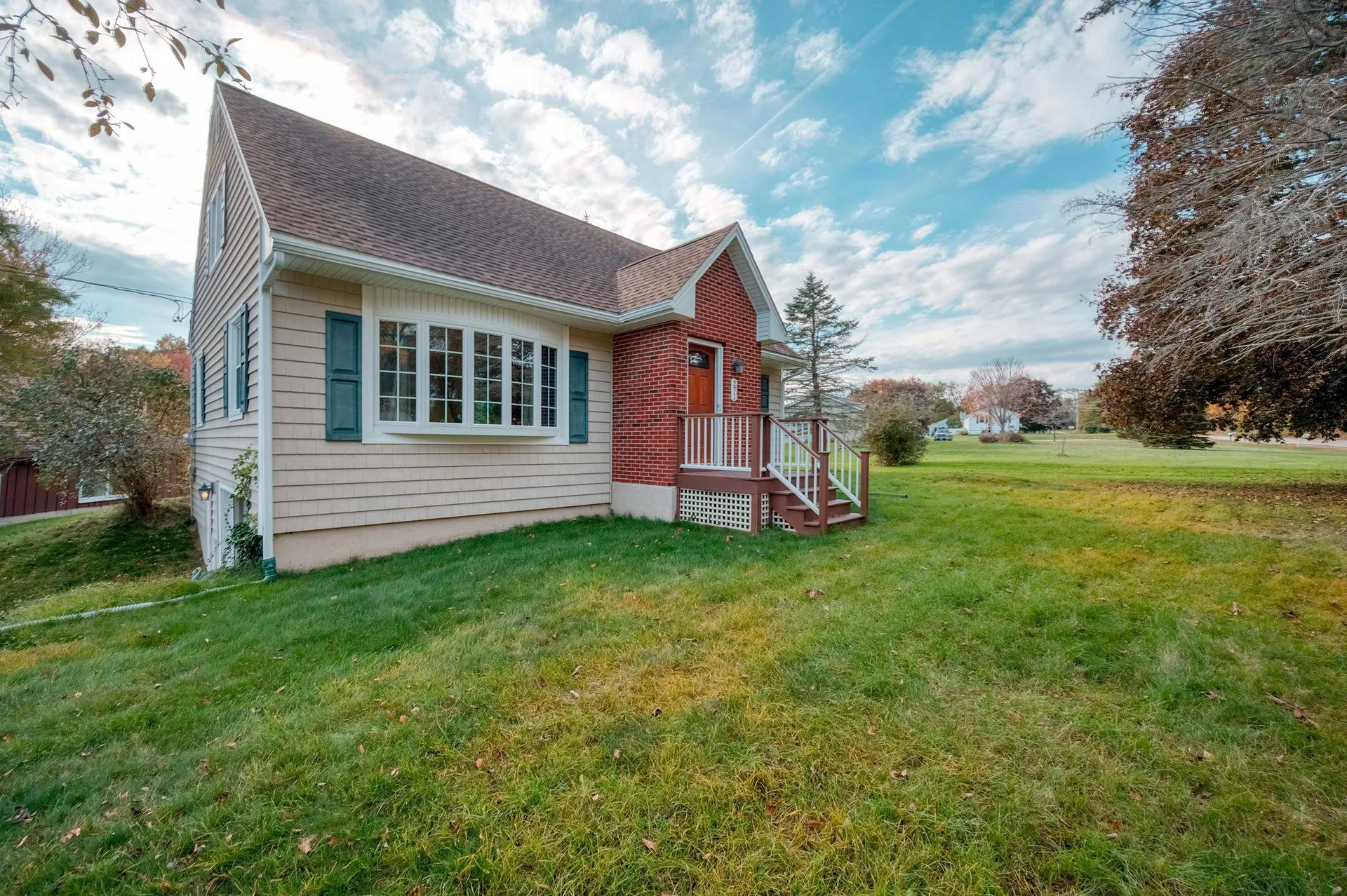 271 Wadleigh Falls Road Newmarket NH 03857