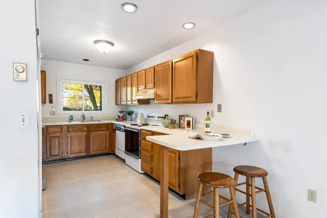B-12 Stonehedge Drive South Burlington VT 05403