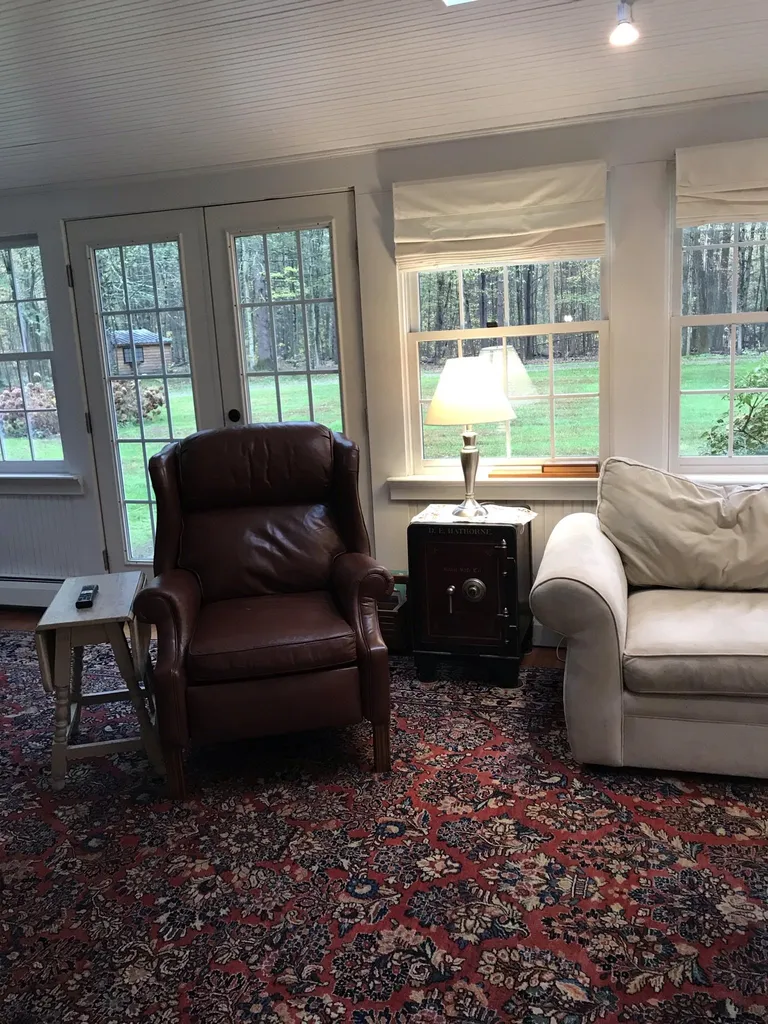 493 Raymond Road Colchester VT 05446
