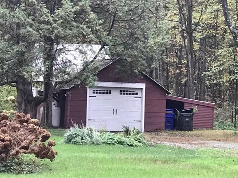 493 Raymond Road Colchester VT 05446