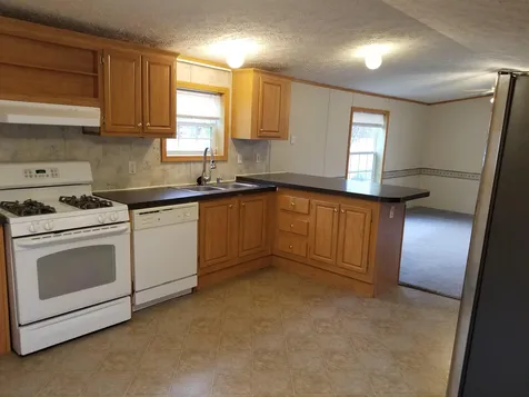 36 Brook Circle Loudon NH 03307