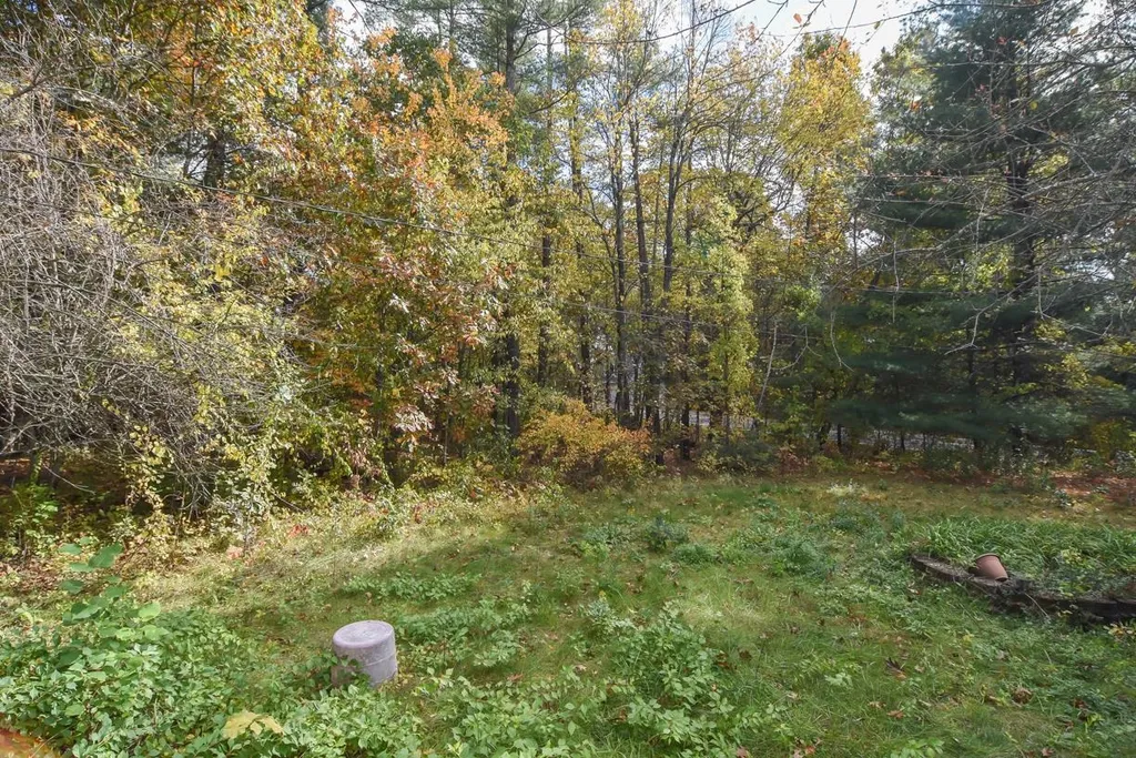 38 Elwood Road Londonderry NH 03053