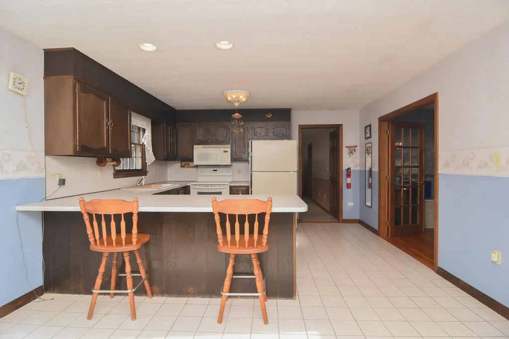 38 Elwood Road Londonderry NH 03053