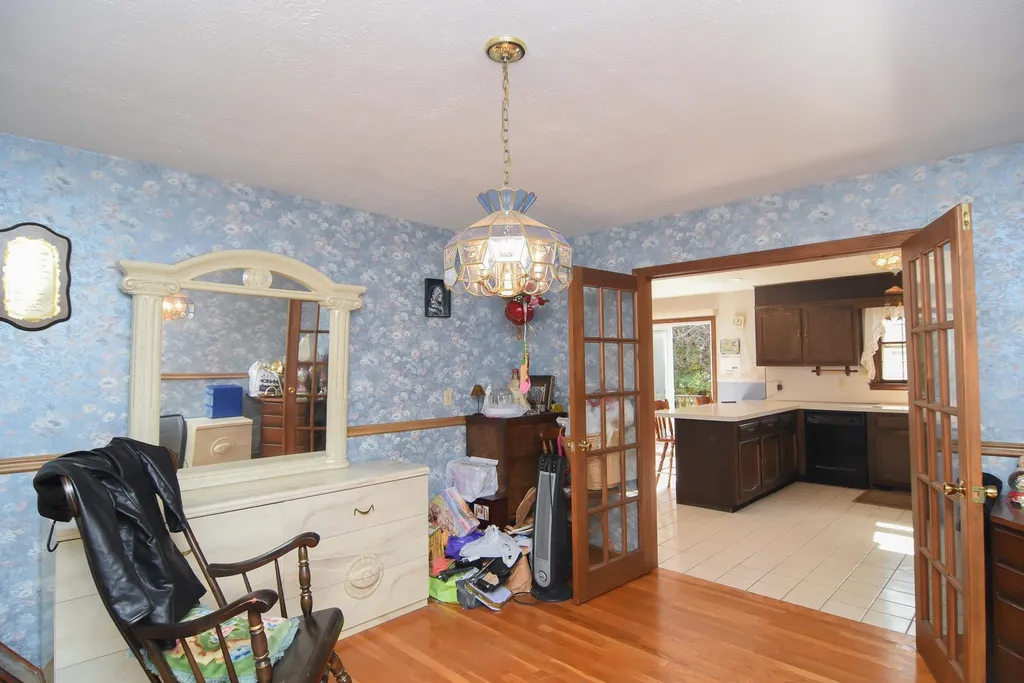 38 Elwood Road Londonderry NH 03053