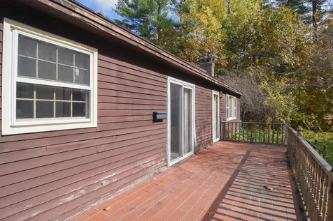 38 Elwood Road Londonderry NH 03053