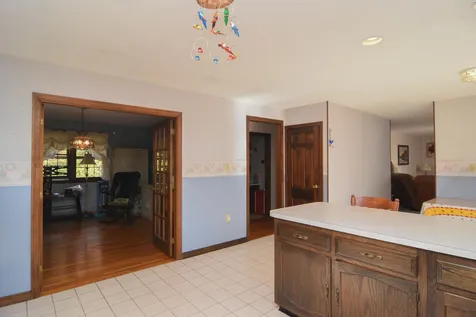 38 Elwood Road Londonderry NH 03053