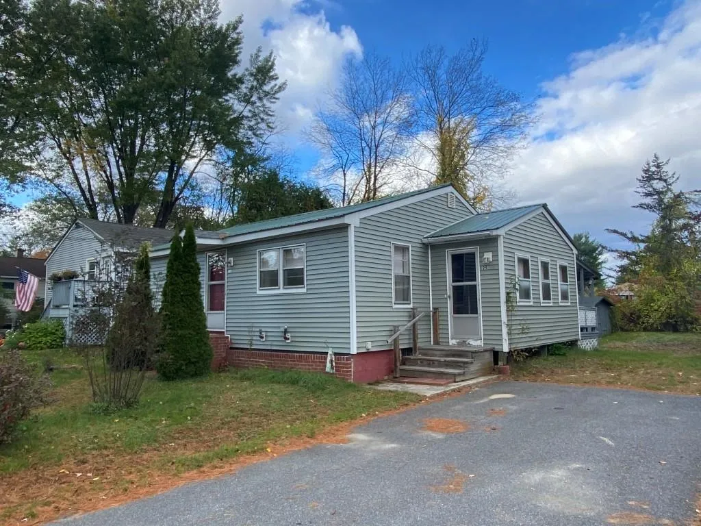 25 Fairbanks Street Keene NH 03431